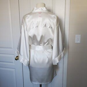 La Senza "The Mrs." Robe in White Size S-M